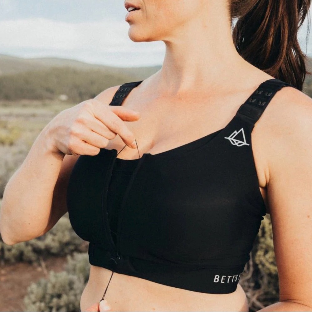 Betts Fit‎ Bounce Free Corset Sports Bra
